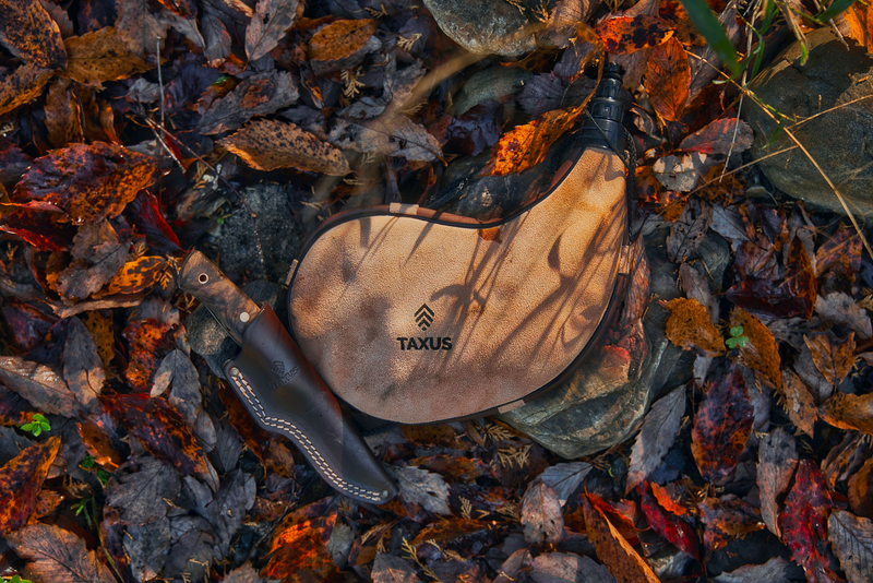 スペイン産 レザーカンティーン レザー水筒 Taxus Knives タクサスナイフ アウトドア水筒 ウォータージャグ