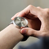 "それは小さな宇宙"【oo watch】モデル001(Moon Silver)