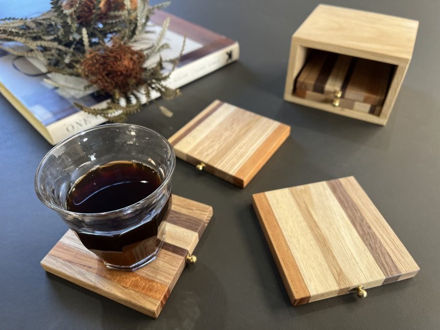 「chest coaster」~家具職人がつくる、小さな家具のような寄木コースターセット~