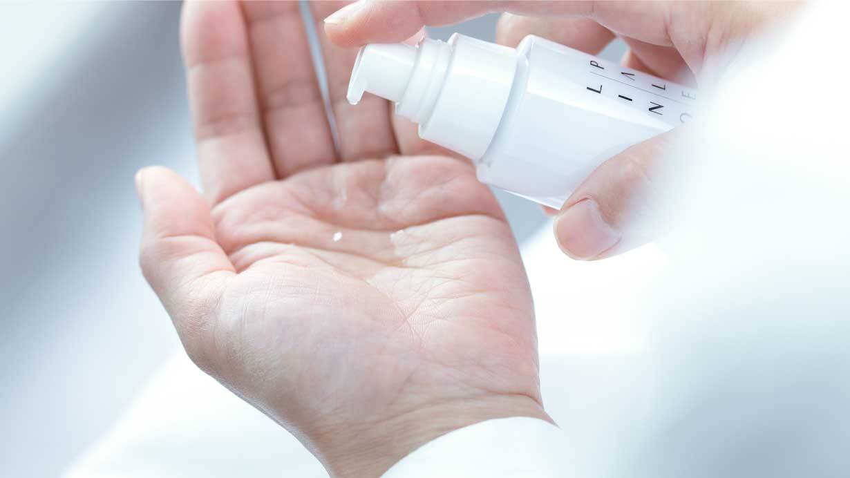 パレリノ ロディニアシルク スキンローション(150mL)