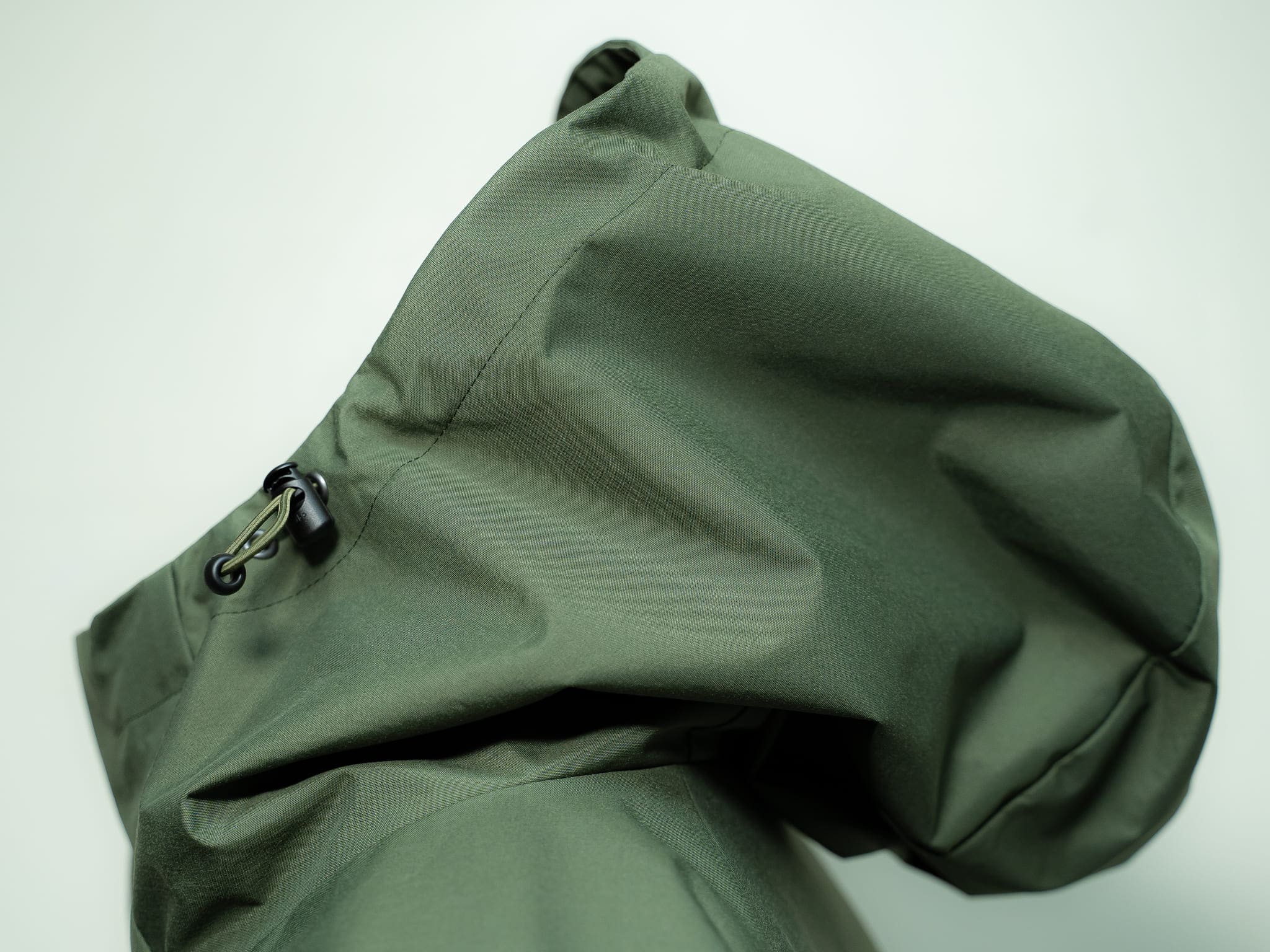 撥水マウンテンパーカー カーキ レディスフリーサイズ