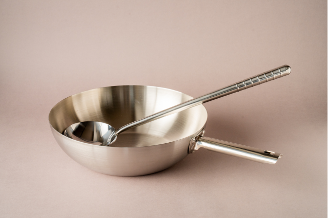 アルミクラッド三層中華鍋(中華お玉付) – Makuake STORE アルミクラッド三層中華鍋(中華お玉付) – Makuake STORE