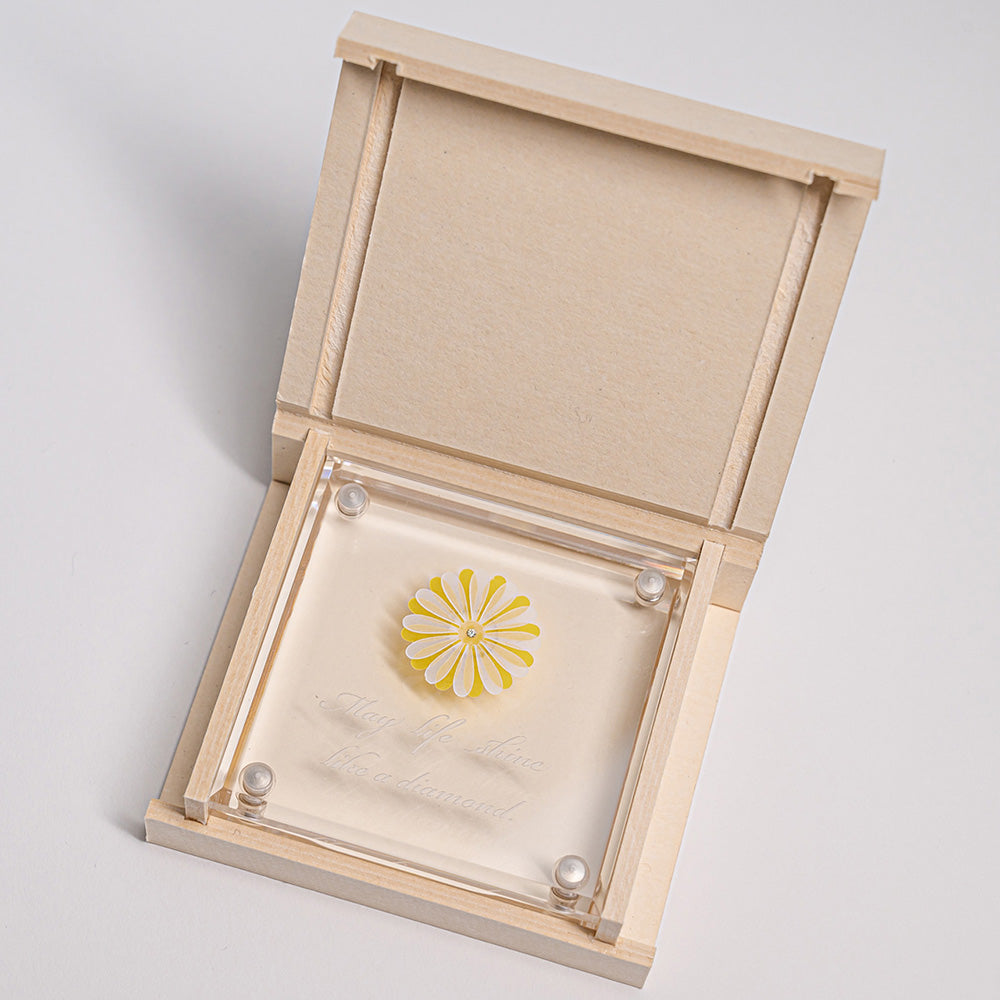 Diamond / 0.01ct / イエローグリーン / ラウンドブリリアントカット