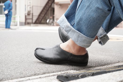 革靴足袋 レザーＴａｂｉ【スリッポンタイプ】 ブラック ４０（２５cm