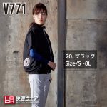違和感を与えないカジュアルシーンで大活躍のニットファン付ウエア