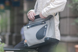 鞄と財布が一つになるバッグinウォレット「メッセンジャーポストマン」
