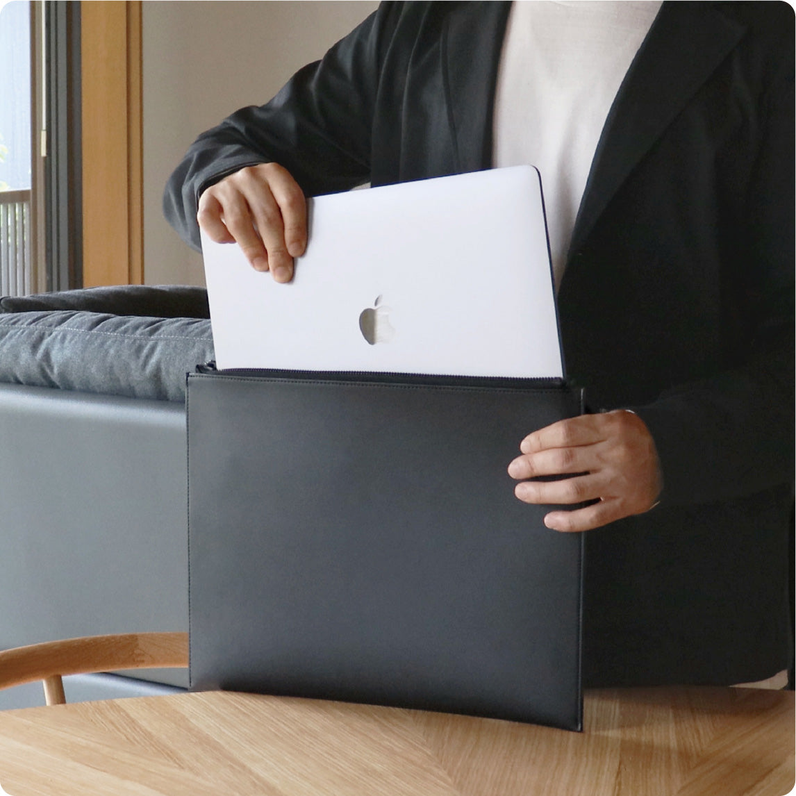 レイヤースリーブ（MacBook 13インチが入る）x1