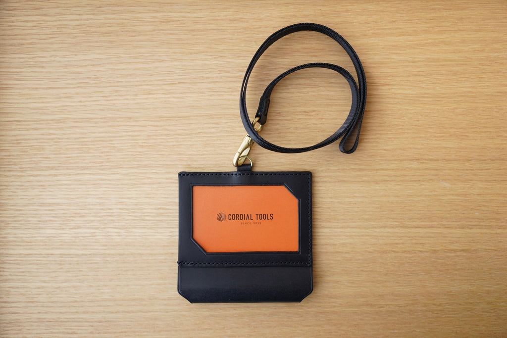 堀田商事質店のペンダントトップケース(ほぼ未使用) 窓の透明プラ板がないIDケース｜ペンホルダー付き（ブラック）CT03