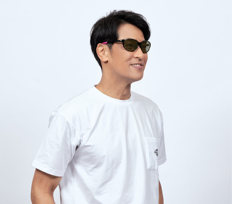 紫外線を徹底対策！目と肌にやさしいメラニン偏光レンズのアイケアスポーツサングラス　EF-S209M