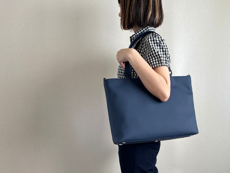 【3秒で収納】圧倒的に出し入れスムーズな快適通勤トートでもう荷物を探さない_QUICK PACK tote