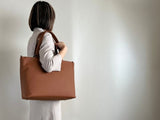 【3秒で収納】圧倒的に出し入れスムーズな快適通勤トートでもう荷物を探さない_QUICK PACK tote
