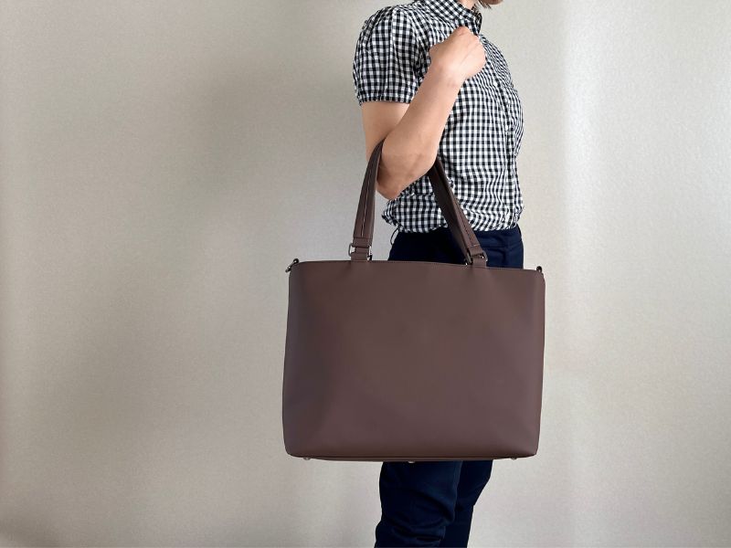 【3秒で収納】圧倒的に出し入れスムーズな快適通勤トートでもう荷物を探さない_QUICK PACK tote