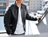 オールブラックでシックに着こなす・馬革A2レザージャケット