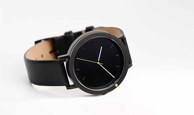 "未来の時間をデザインする"【10watch】モデル001（BLACK × yellow）