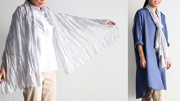 カンボジアで100年継承されてきた手織りのシルクストール　【ライトグレー】