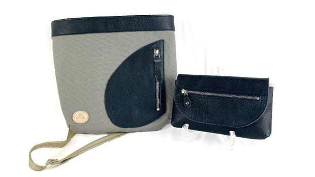 鞄と財布が一つになるバッグinウォレット「DUO」デュオ　ネイビー×グレー