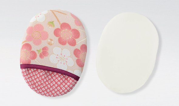 シルクの洗顔パフ「絹羽二重 珠の肌パフ（梅かのこ）」京都しるくのロングセラー商品