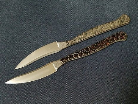 チタンナイフ「彩　Arabesque」（紅）