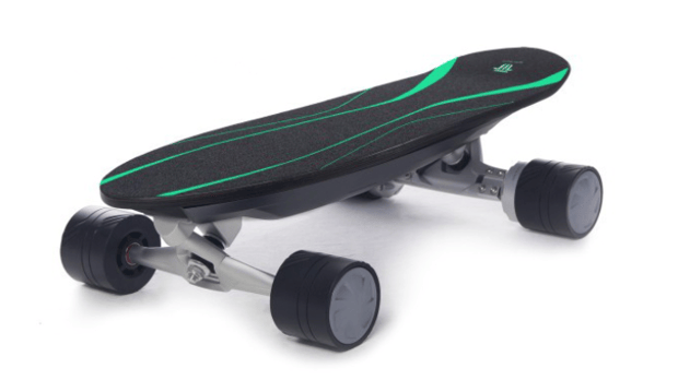 体重をかけるだけで自動走行できる電動スケートボード【Spectra-X】x1