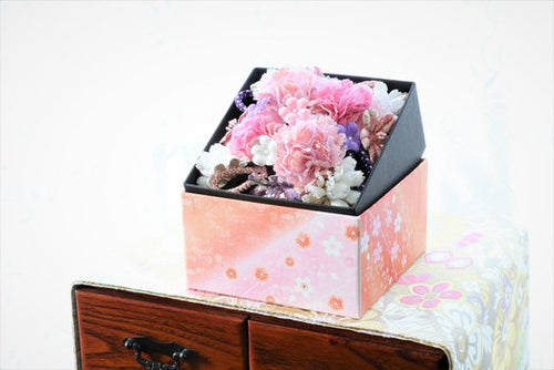 日本の造花職人が作る母の日の箱花タイプA-ピンク