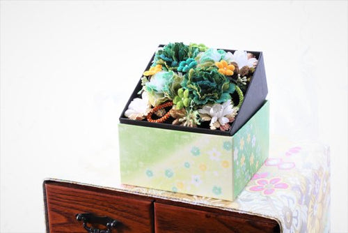 日本の造花職人が作る母の日の箱花タイプA-グリーン